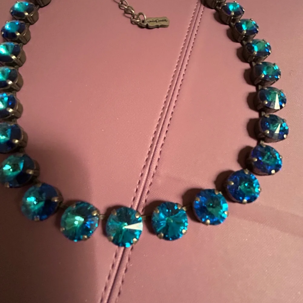 Necklace with blue stones, dark silver color metal setting. 18-19” length - Picture 2 of 7
